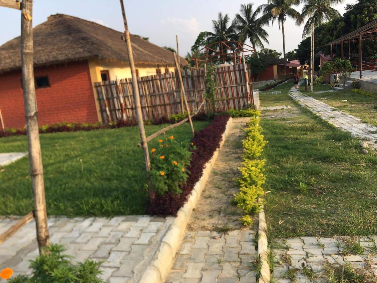 Elephant Garden Hotel And Resort Pvt Ltd Kanchanpur Экстерьер фото